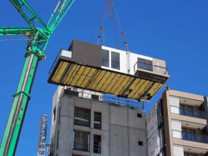 Boa parte das construtechs que atuam no mundo dedica-se à construção modular, setor que movimenta mais de 80 bilhões de dólares por ano Crédito: PrefabAUS