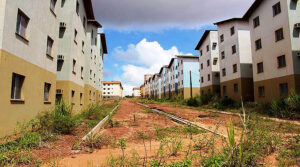 Obra inacabada do Minha Casa Minha Vida em Santarém-PA: objetivo do Verde e Amarelo é terminar o que não foi concluído Crédito: O Impacto